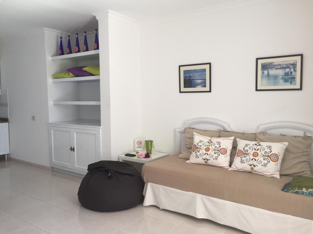Apartamentos Flamboyant Adults Only プエルト・デル・カルメン 部屋 写真